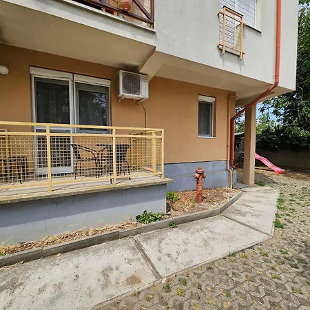 Zoli Apartmanok-timi Koelcsey 34-36 * Hajdúszoboszló