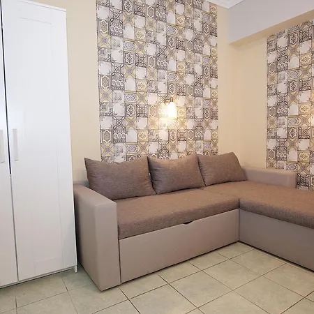 Zoli Apartmanok-timi Koelcsey 34-36 Апартаменты Хайдусобосло